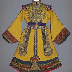 Image 26: Chinese Qing Dynasty clothing 1